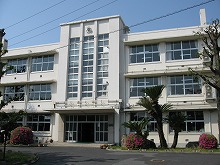 1号館