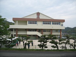 新体育館の写真